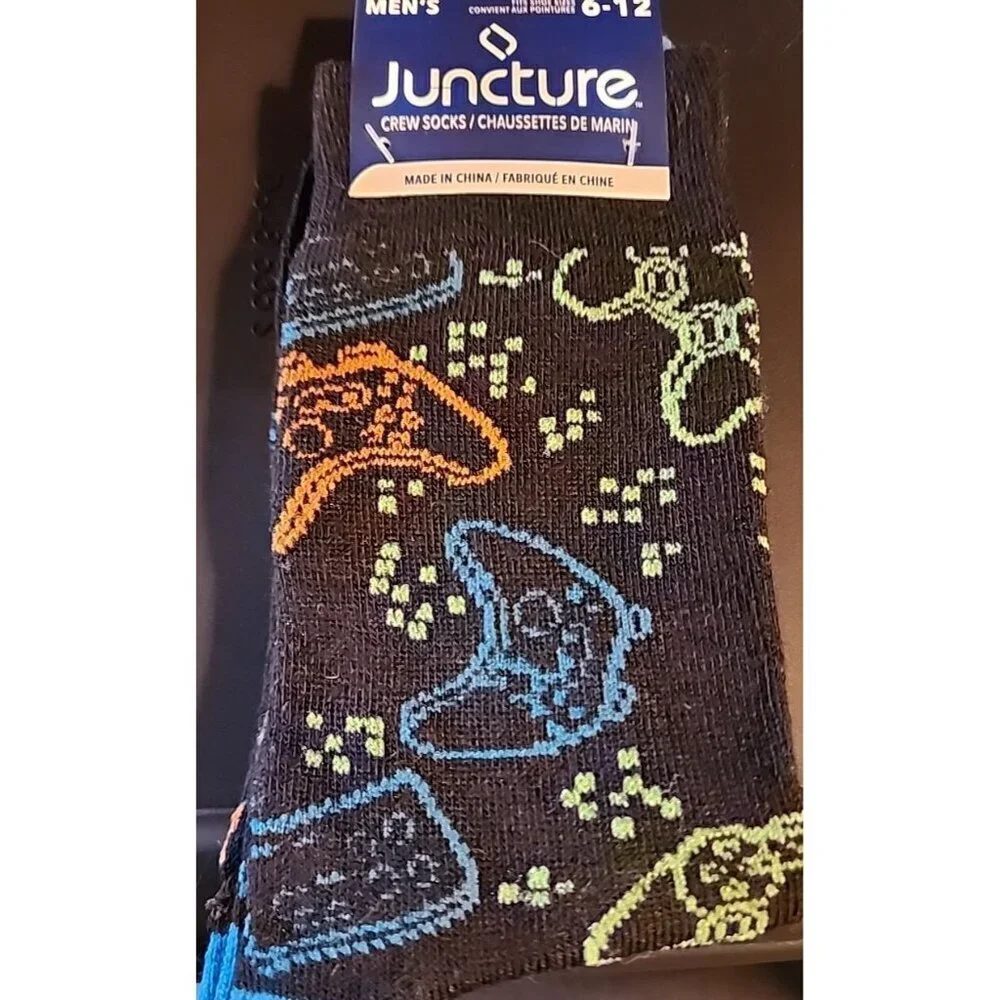 Gamers Juncture Black One Pair Men's Socks Size 6-12 *VIDEO GAME* Gamers Novelty